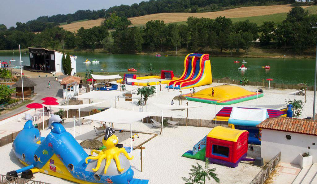 Camping Lectoure Lac Des 3 Vallees