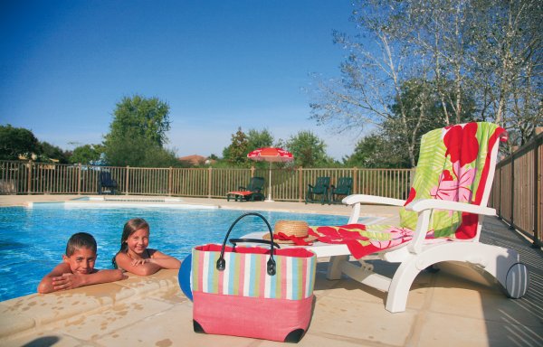 Camping Le Bois Vert 4 étoiles Parthenay Toocamp ~ Camping Bois Vert Camping Le Bois Vert 4 étoiles Parthenay Toocamp ~ Camping Bois Vert