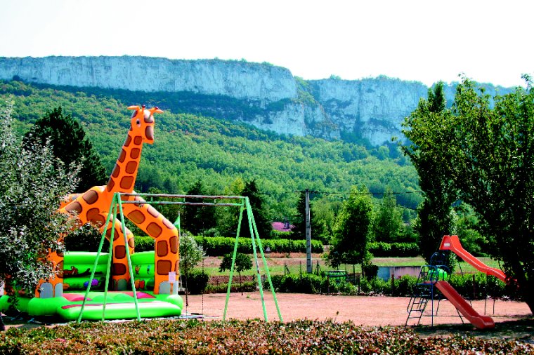Camping Les de l'Aveyron 3 étoiles SaintAntoninNobleVal