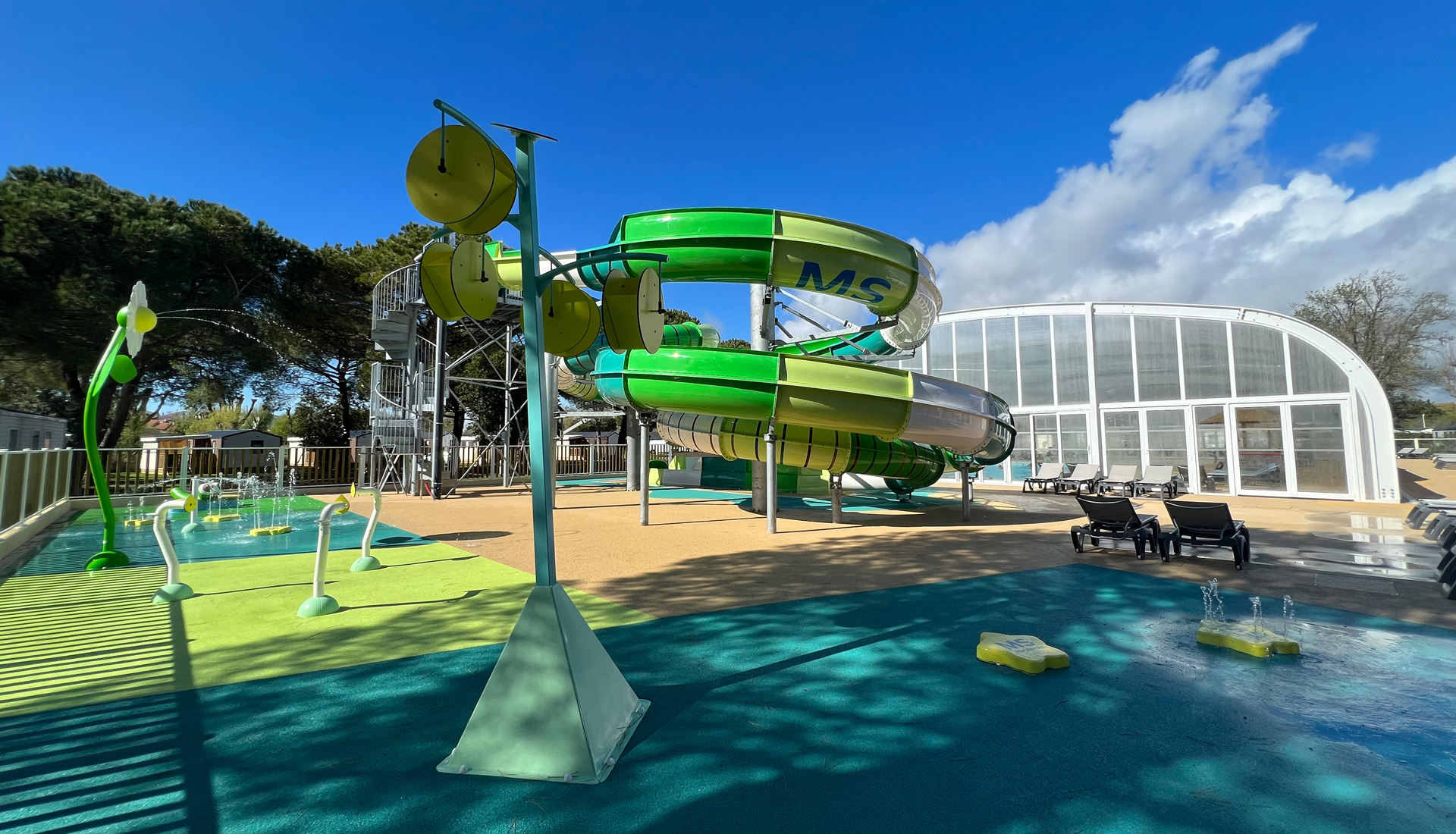 Superdeal Camping -Royan - Poitou-Charentes - Campéole Pontaillac Plage - dès dès 355 € pour 7 nuits la semaine | 5263 Superdeal Camping -Royan - Poitou-Charentes - Campéole Pontaillac Plage - dès dès 355 € pour 7 nuits la semaine | 5263