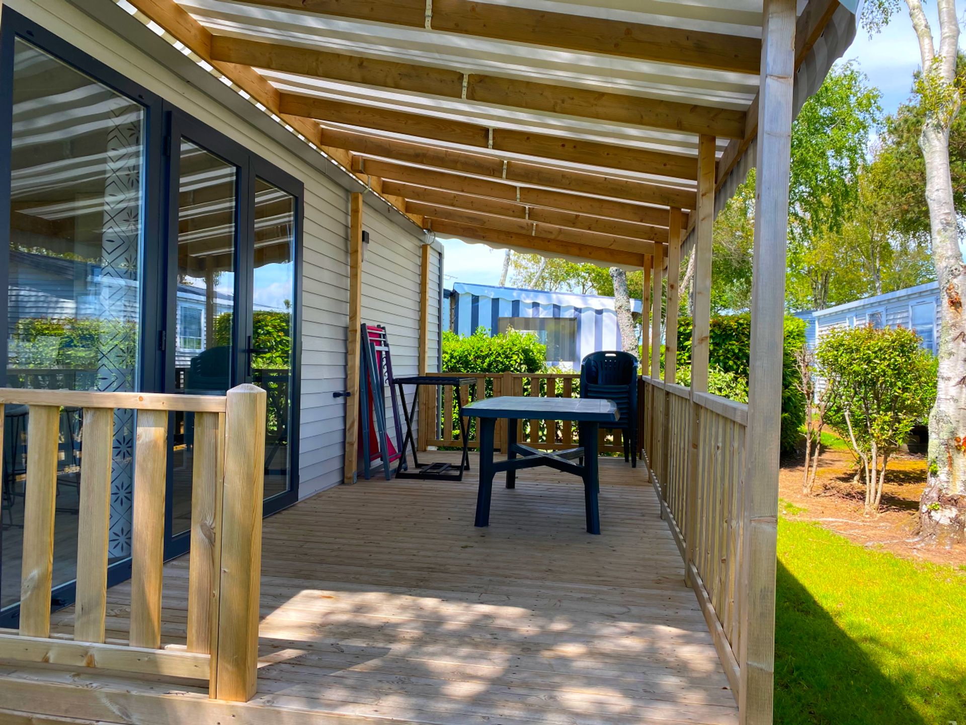 Les Jardins de Kergal - Mobil home - Confort 35m² (3 chambres) avec terrasse couverte + TV