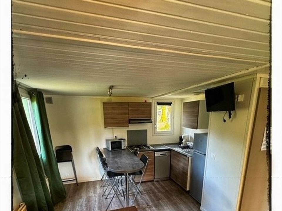 Etang De Taysse - Châlet - Chalet 4 personnes - Détente 2Ch. 4 / 6 pers (2 personnes supplémentaires possible contacter le camping)