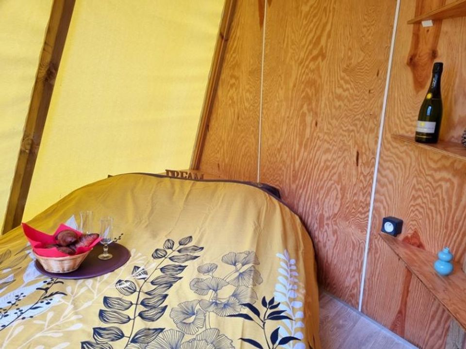 Parc de Nibelle - Mobil home - Hébergement 4 personnes - Tipis 4 personnes