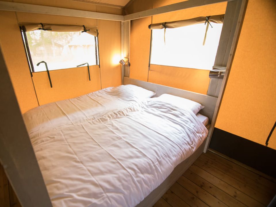 Le Merval - Tente meublée - Tente en toile et en bois 5 personnes - Tente lodge - 5 personnes