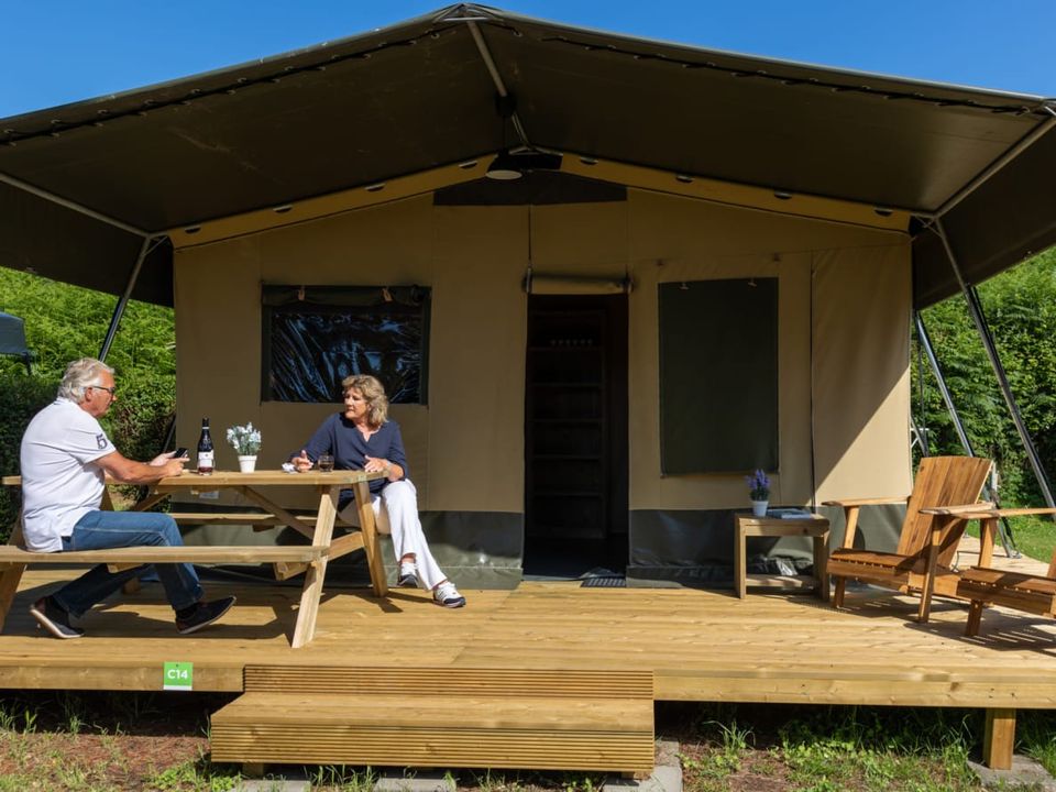 Port l'Epine - Tente meublée - Tente en toile et en bois 6 personnes - Glampingtent Bulot