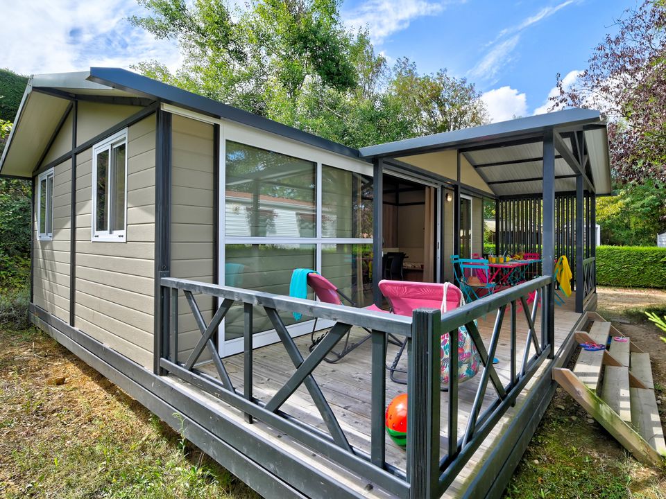 La Châtaigneraie - Châlet - Chalet 6 personnes - Chalet Confort 35m² (3 chambres) + terrasse couverte + TV 6 pers