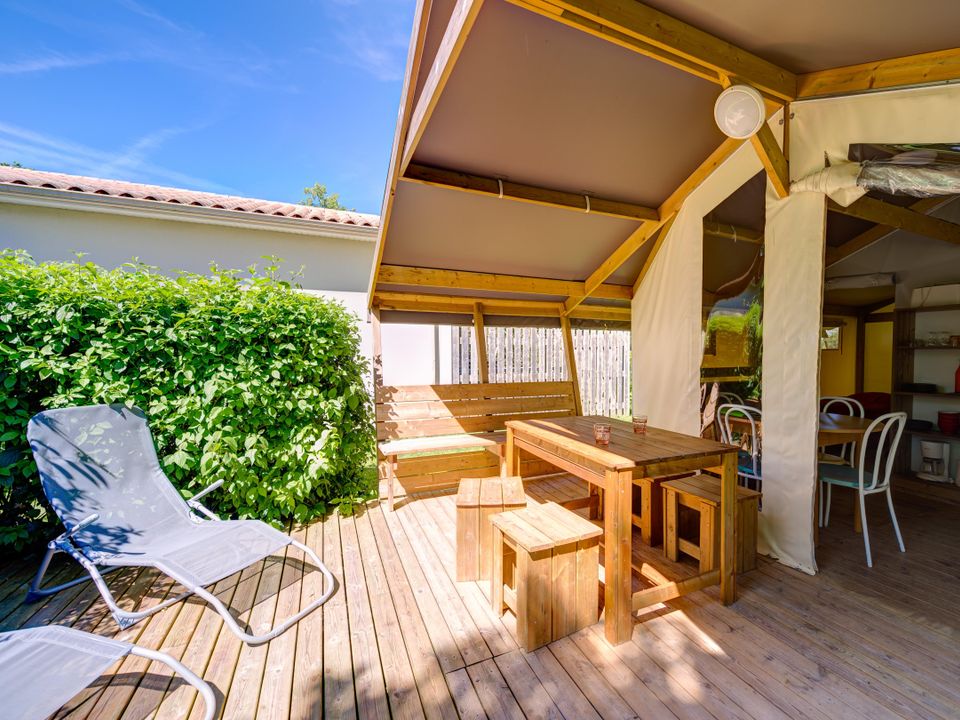 La Venise Verte - Tente meublée - Tente en toile et en bois 4 personnes - Ecolodge Toile & Bois 30m² (2 chambres - 4 personnes) dont terrasse couverte 8m² - Sans sanitaires