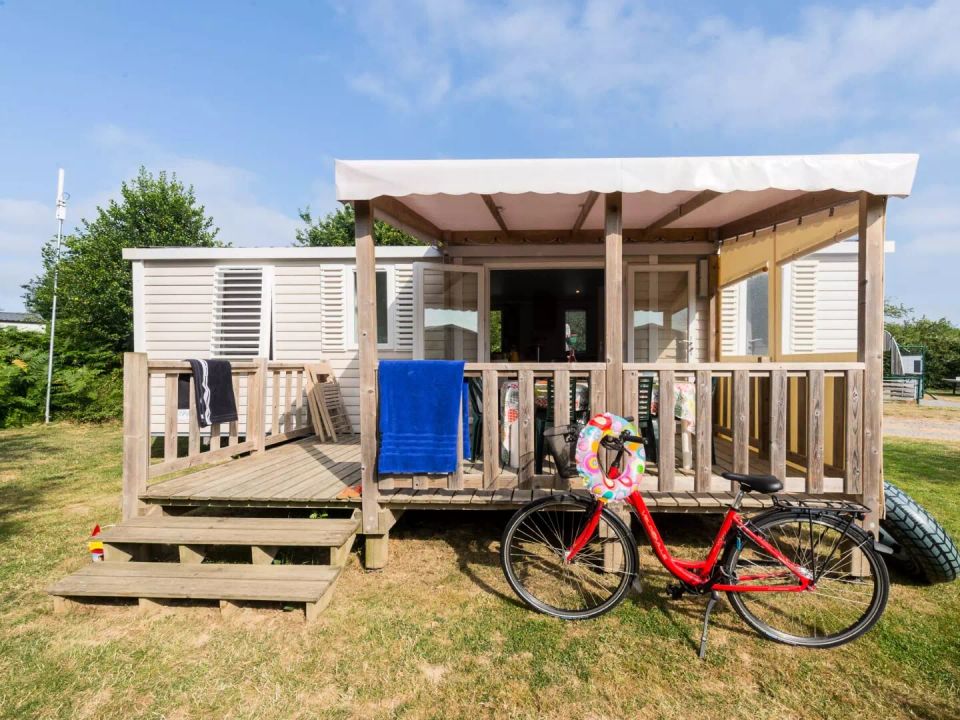 Camping de la Baie - Mobil home - Mobilhome 6 personnes - 4 Pièces 6 Personnes + TV - 3 soleils