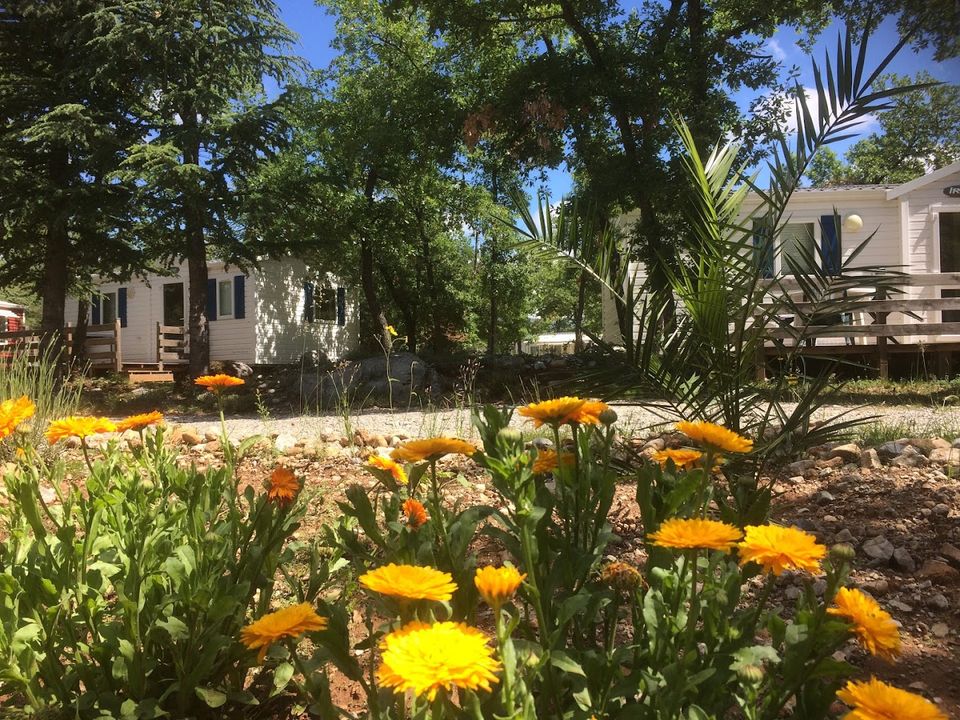 Le Jas du Moine - Mobil home - Mobilhome 4 personnes - Mobil-home Premium 29m² - 2 chambres + terrasse semi-couverte + TV + LV + clim + draps inclus