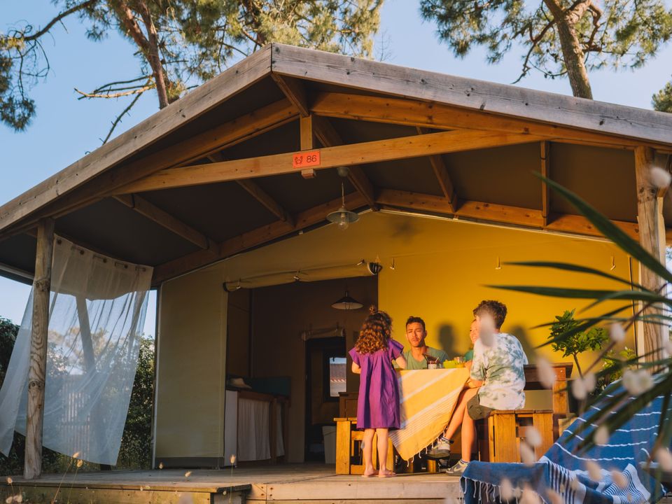 Les Genêts - Lodge - Lodge 5 personnes - LODGE FAR WEST 2 chambres 23m²