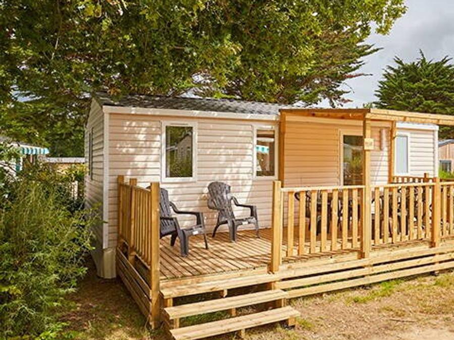 Park Umag - Bungalow - Bungalow 4 personnes - Mobil-home | Comfort | 2 Ch. | 4 Pers. | Terrasse surélevée | 2 SDB | Clim. | TV