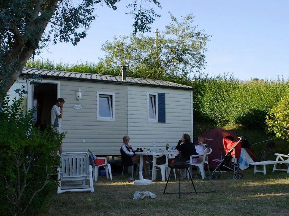 Le Panoramic - Mobil home - Mobilhome 4 personnes - M-Home Trigano 25m² (2 CH) Terrasse
