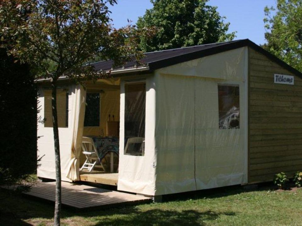 Les Bruyères - Bungalow - Bungalow toilé 5 personnes - MINI 21-2 (Tithome) - SANS SANITAIRE - maxi 4 adultes (lits superposés) - 2 chambres, environ 21m²