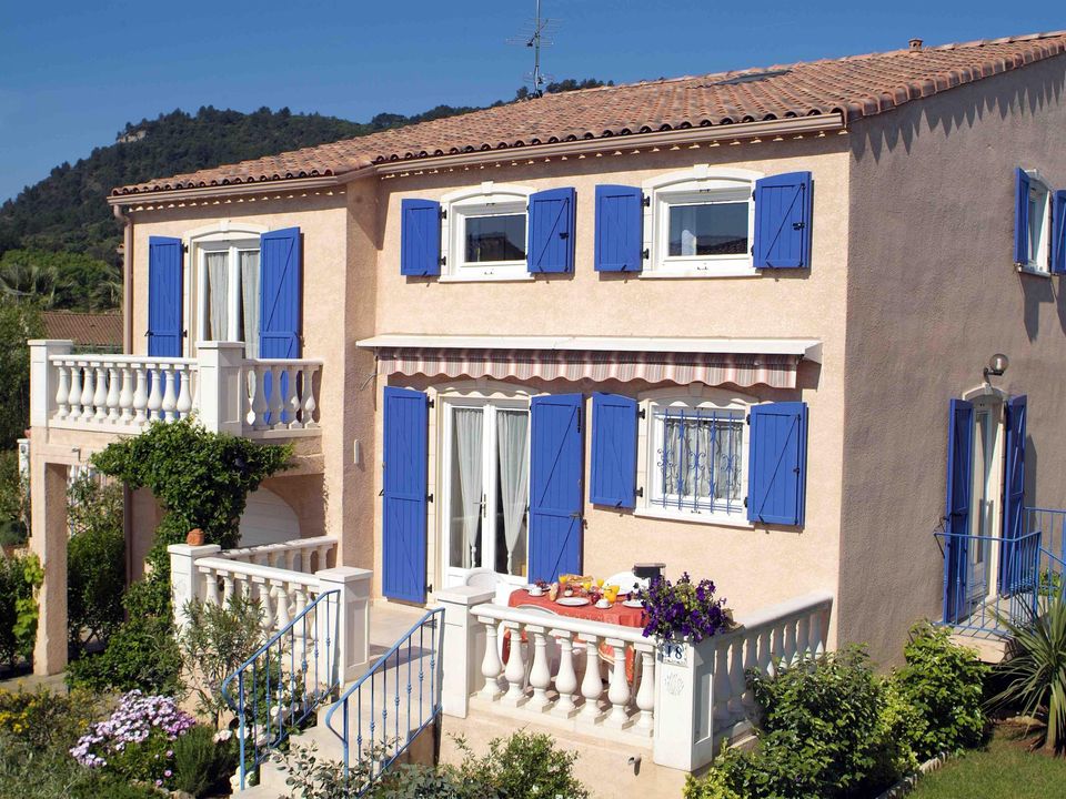 le Clos des Oliviers - Mobil home - Maison 8 personnes - 4 chambres