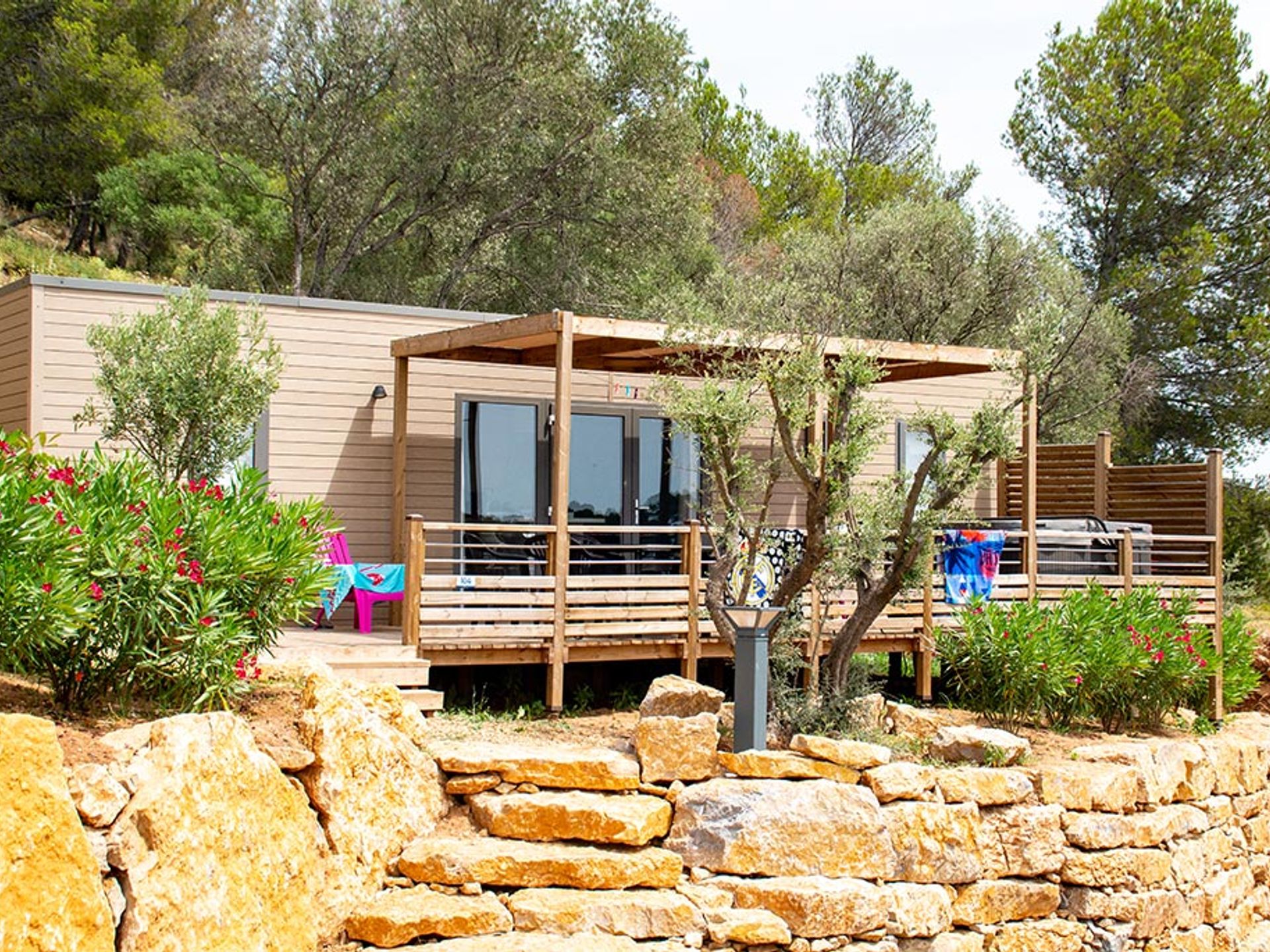 Mas de Pierredon - Mobil home - Key West avec Spa - 38m² - 2 chambres