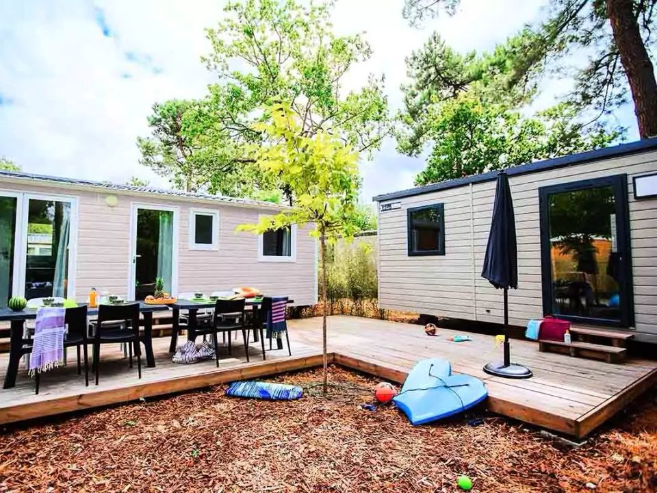 Le Berrua - Mobil home - Mobilhome 8 personnes - Cottage Ibardin 5 Pièces 8 Personnes Climatisé + TV