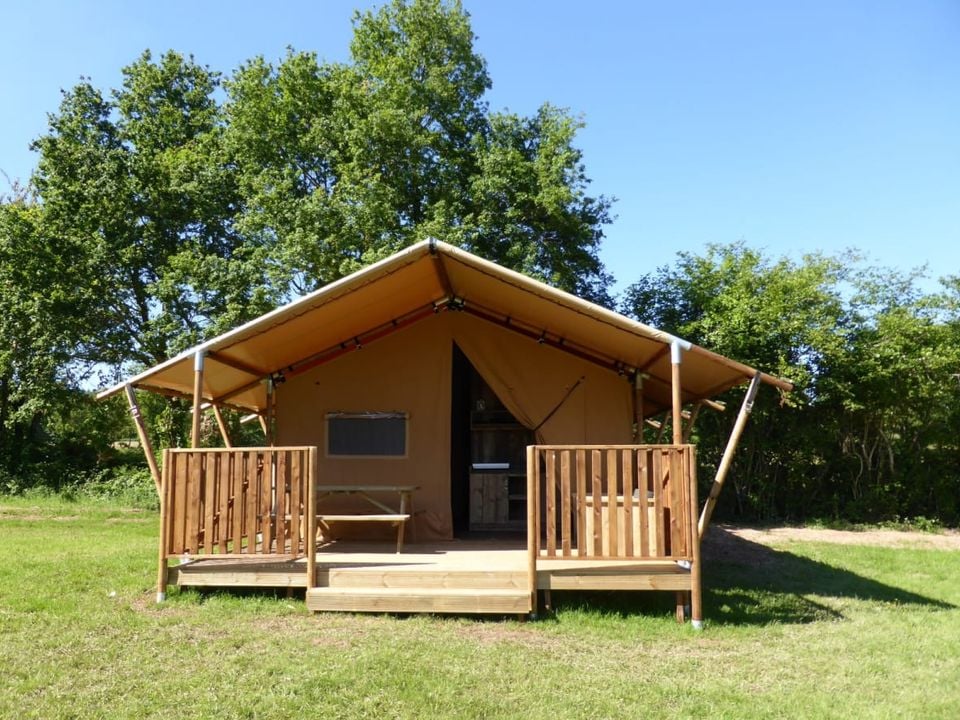 Domaine de la Noguière - Mobil home - Tente en toile et en bois 6 personnes - Tente safari Grimaud