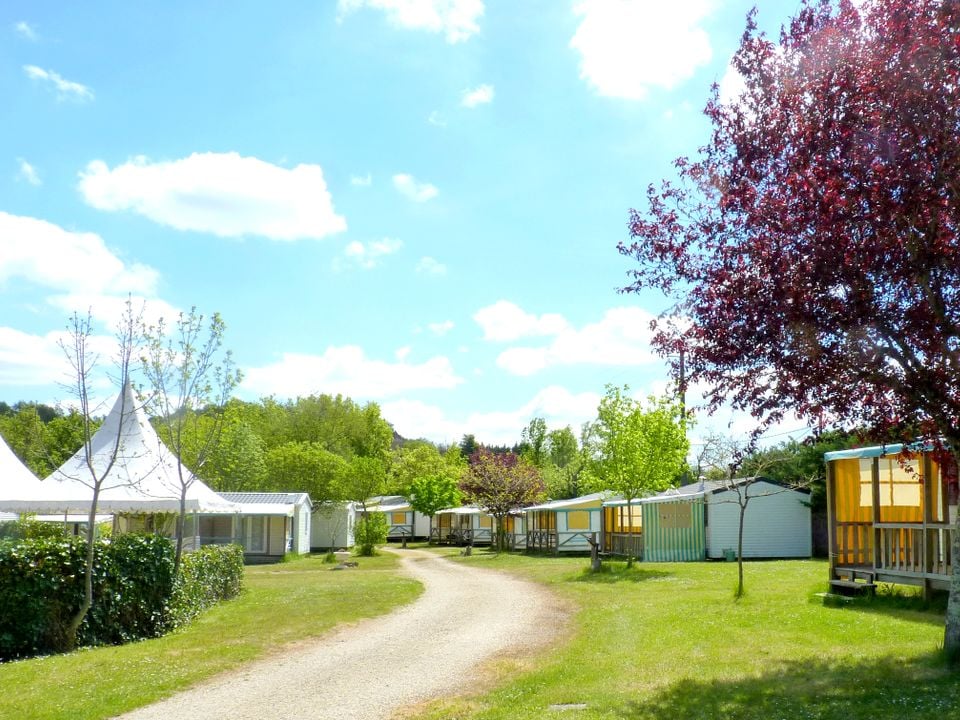 Quercy Vacances - Mobil home - Mobilhome 6 personnes - 2 chambres / Clim - terrasse couverte