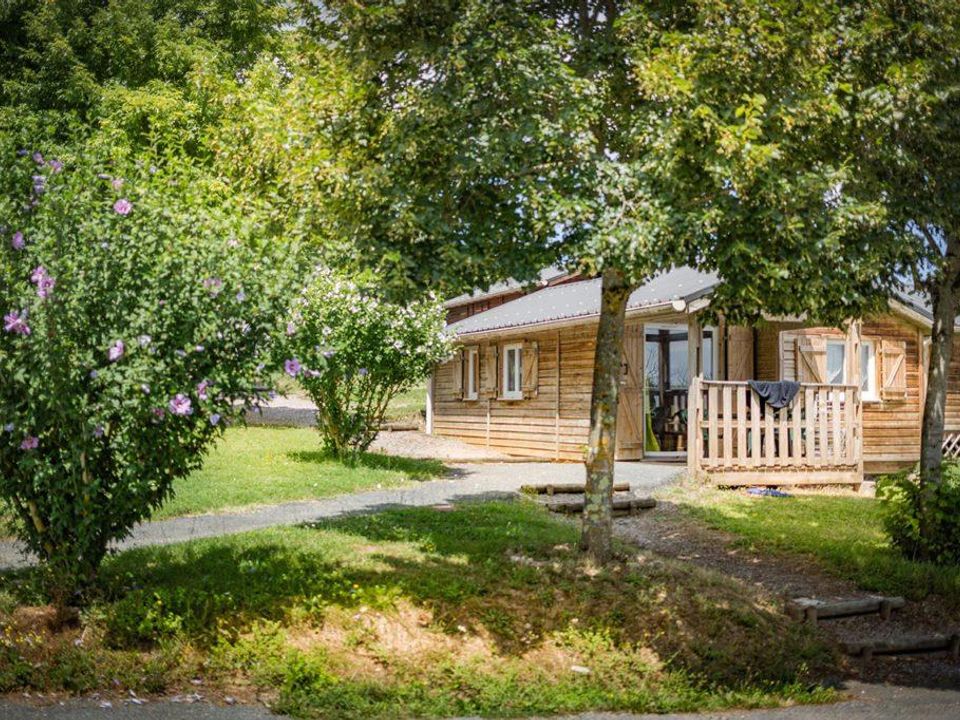 Vallée du Tarn - Châlet - Chalet 6 personnes - Chênes 4/6 personnes - 2 chambres