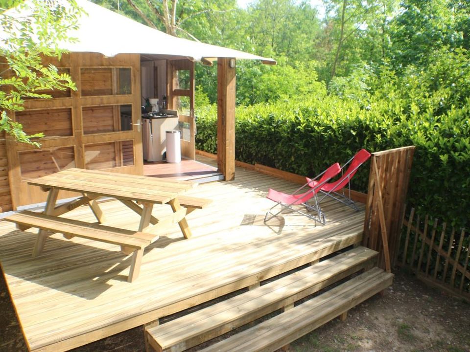 Le Moulin De Chaules - Mobil home - Insolite 5 personnes - CABANE LODGE BALI