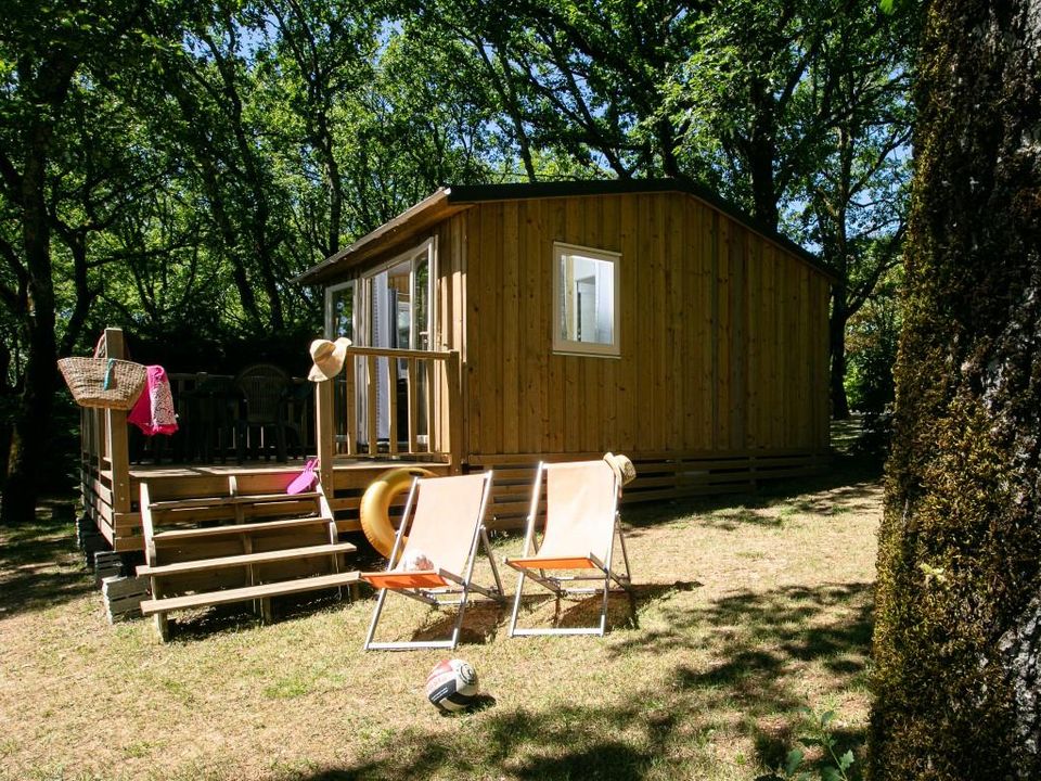 Les Hirondelles - Châlet - Chalet 5 personnes - Cottage Martel - 2 chambres - sans sanitaires, sans chauffage - terrasse non couverte