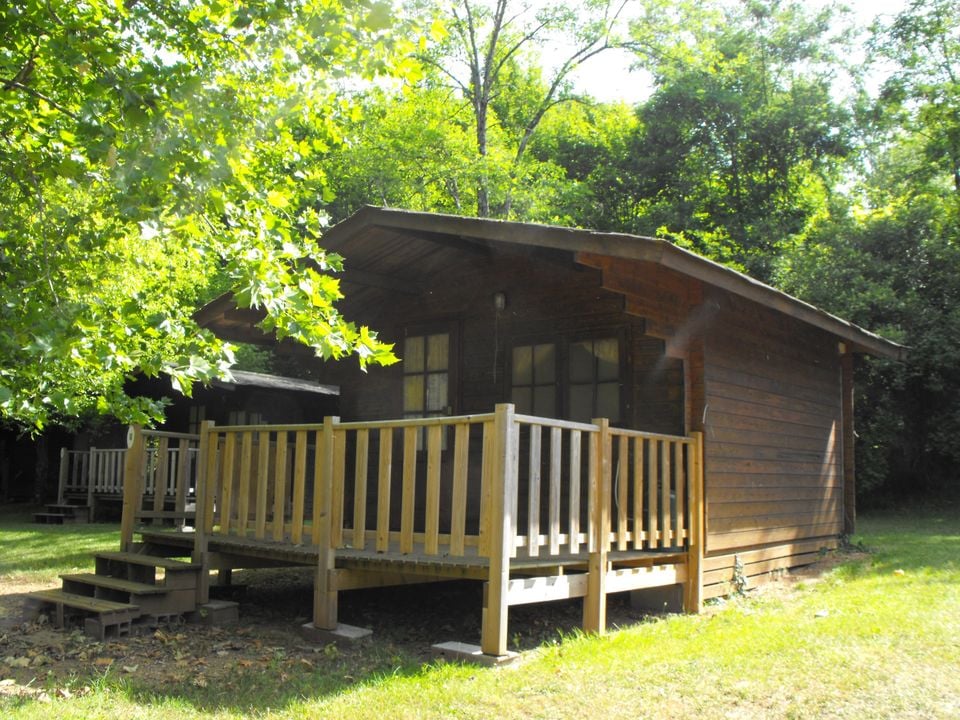 Camping de Collonges-la-Rouge - Châlet - Chalet 4 personnes - Mini-Chalet Isa sans sanitaires
