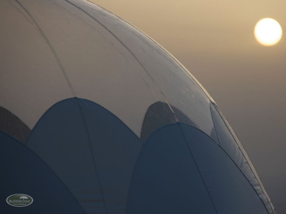 La Rivière Dorée - Mobil home - Insolite 2 personnes - Bulle Fleur du jour