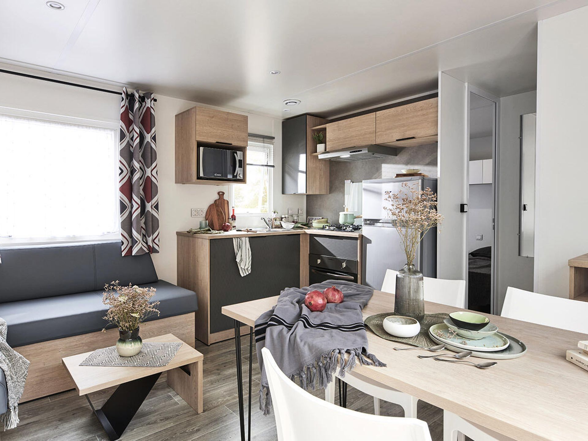 Le Village Perrosien - Mobil home - Confort 4 Pièces 6 Personnes + TV