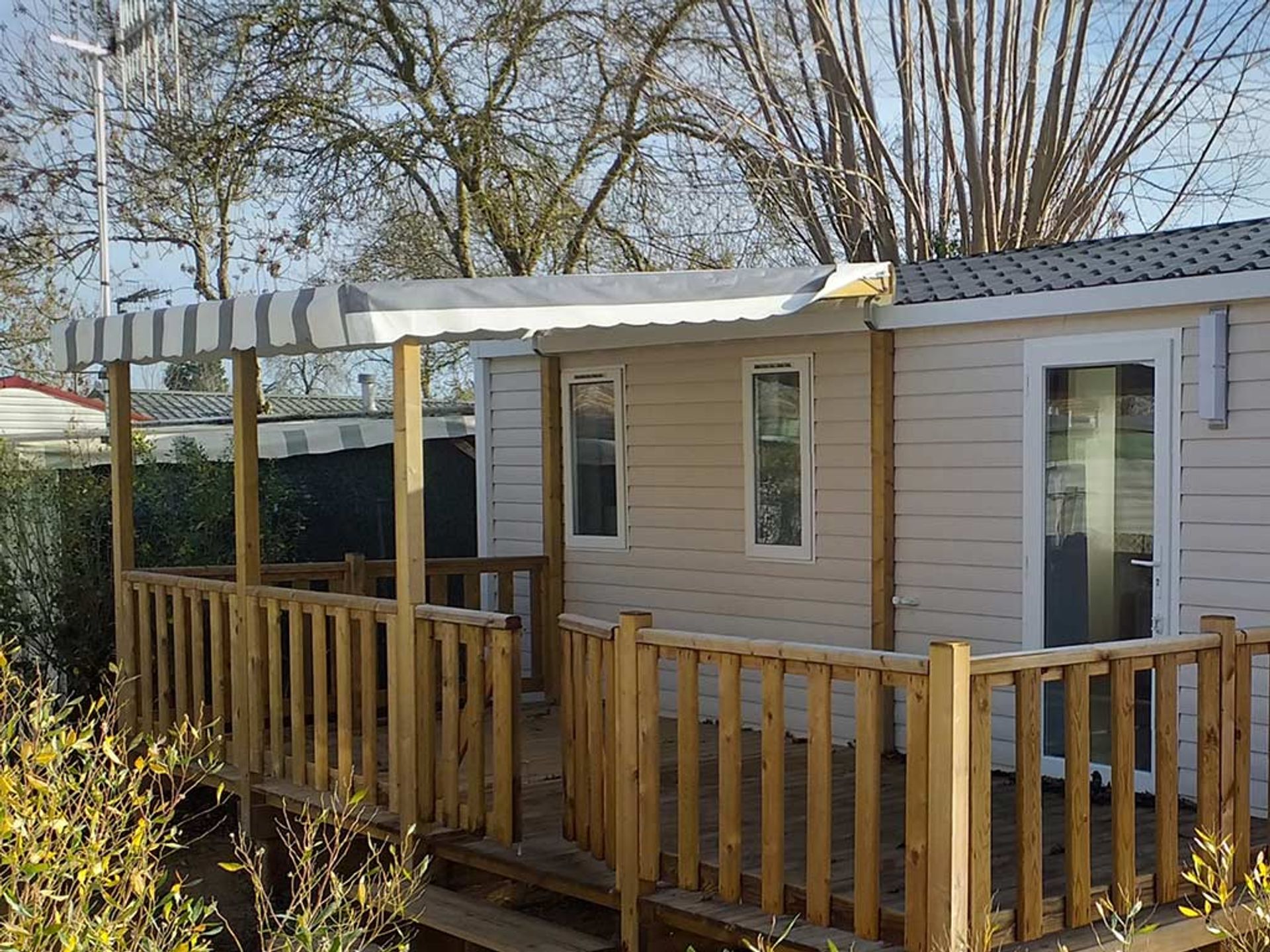 l'Escale du Perthuis - Mobil home - Mobile-Home Premium 32m² 3 chambres + terasse semi-couverte + Clim (coté plage)