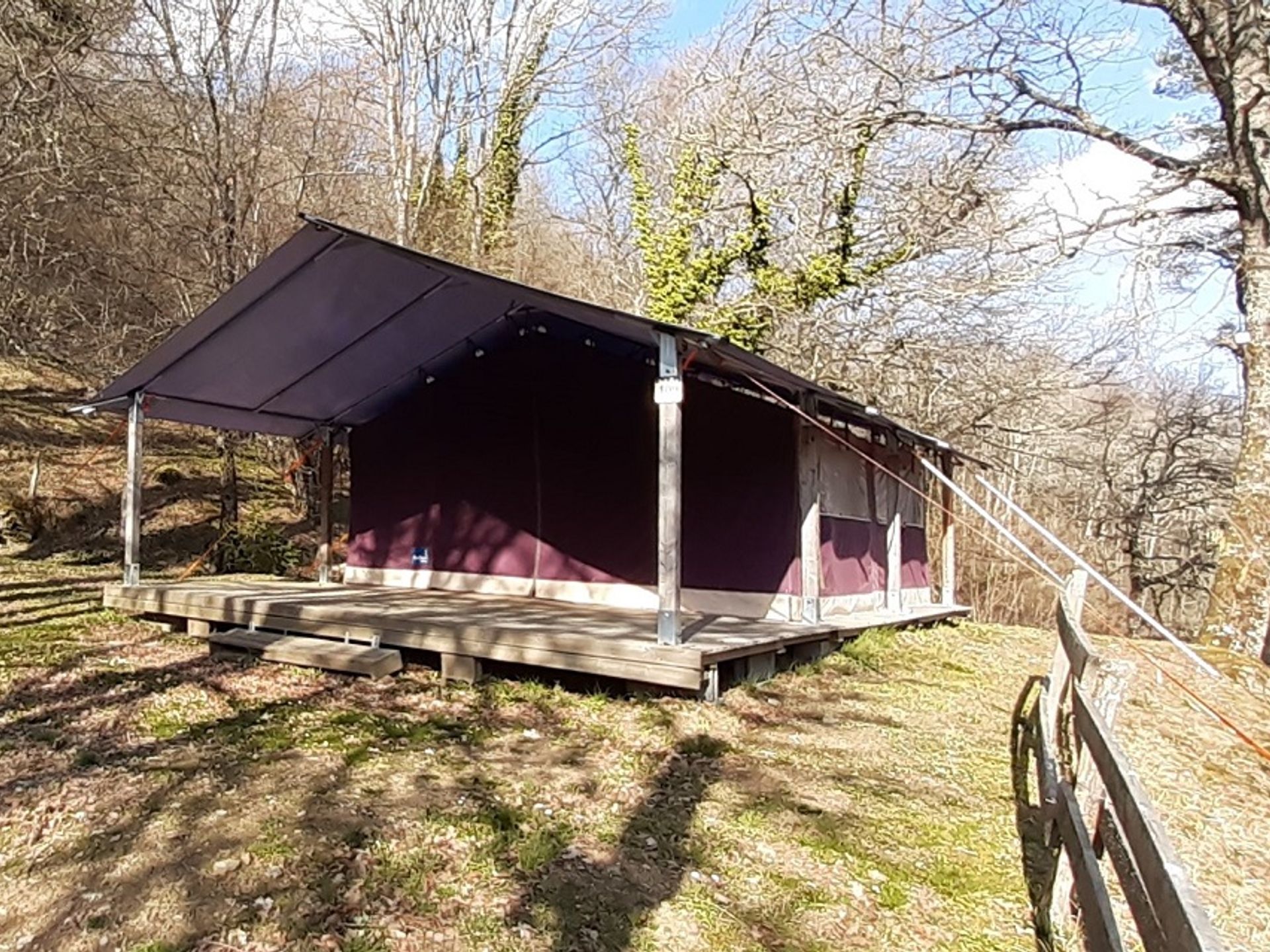 Le Belvédère - Tente meublée - Confort Freeflower - Sans sanitaires