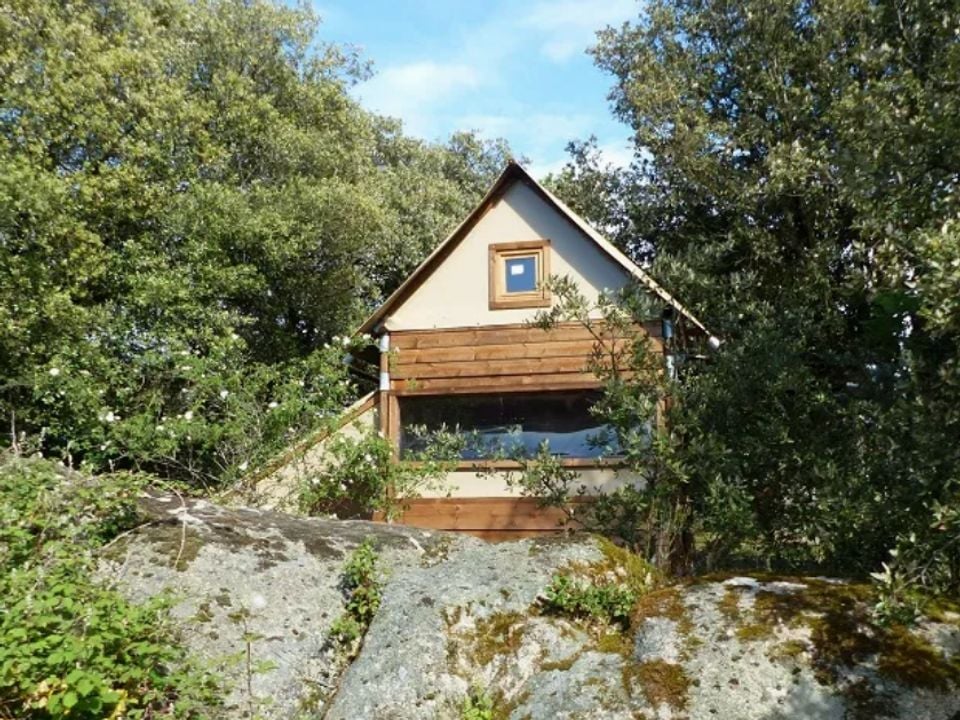 Le Martinet Rouge - Mobil home - Tente en toile et en bois 4 personnes - BIVOUAC TENTE LARGE sans sanitaires