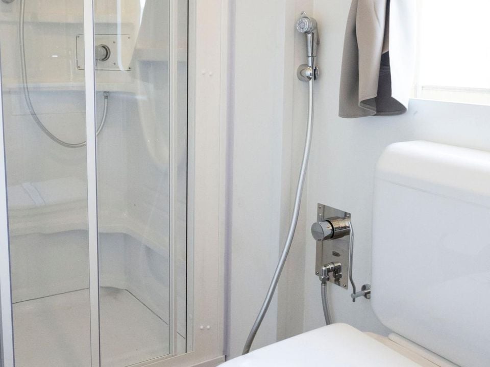 Village Jolly - Tente meublée - Tente en toile et en bois 2 personnes - Hu Glamp SmartTenda