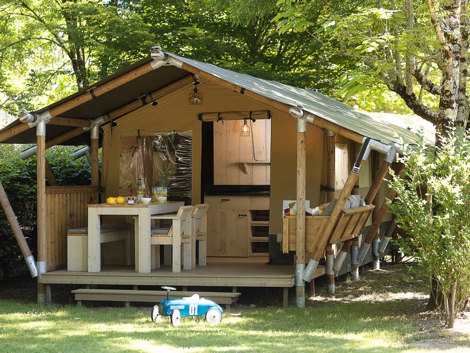 La Cigaline - Tente meublée - Tente en toile et en bois 4 personnes - SAFARI PREMIUM