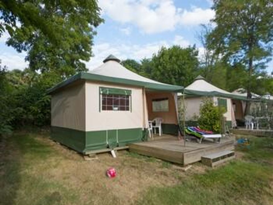 Le Bourdieu - Tente meublée - Tente 4 personnes - Tente Meublée Cyrius 4 Personnes