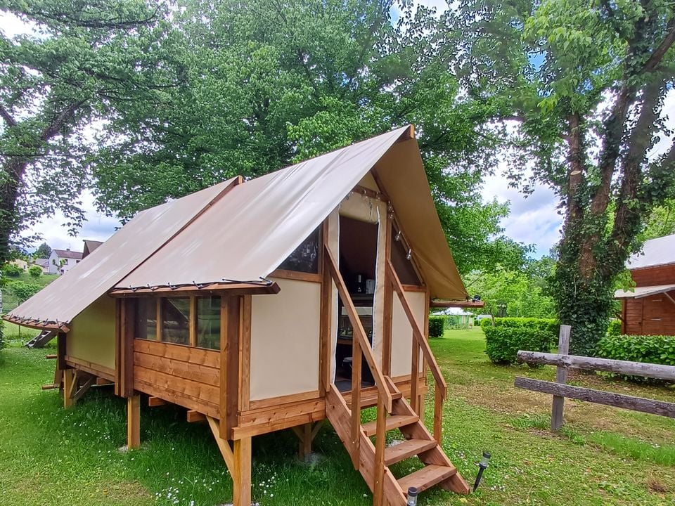 Le Saillet - Mobil home - Tente en toile et en bois 2 personnes - Cyclo Tente