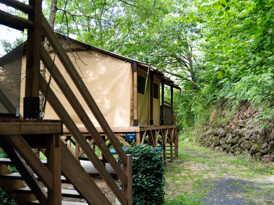La Source - Lodge - Lodge 5 personnes - LODGE CONFORT CARLADES 2ch 4/5pers - 32m2