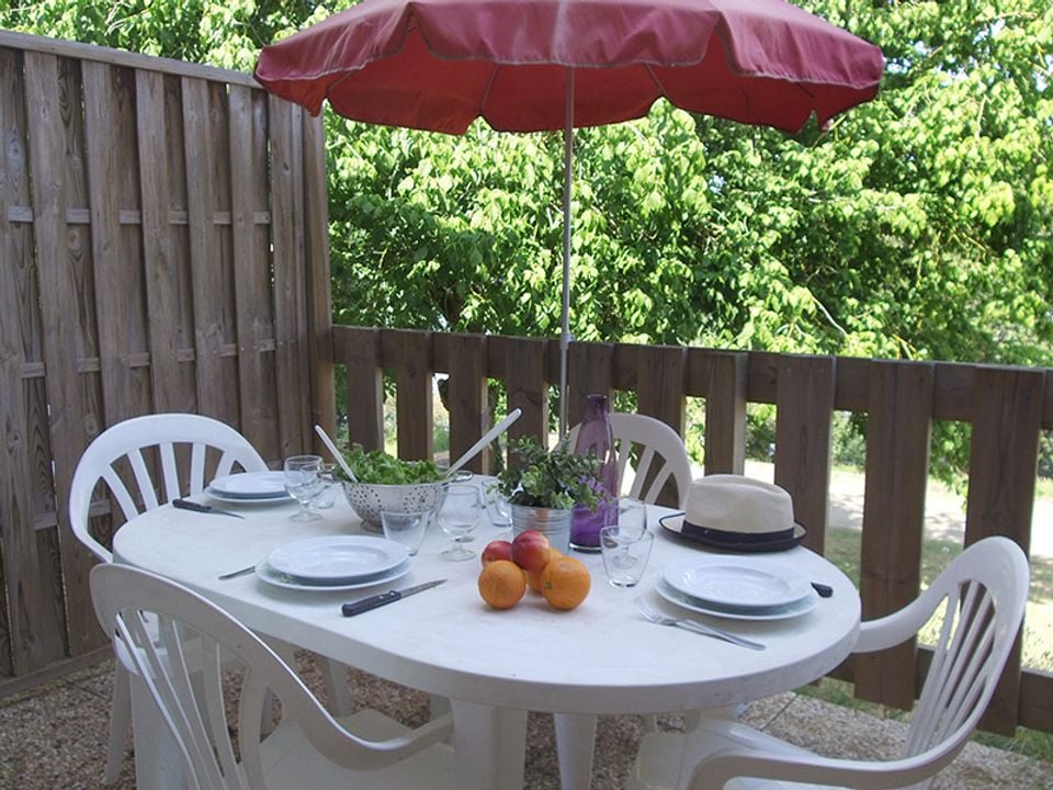 Camping Municipal du Lac Les Nugiras - Mobil home - Gîte 4 personnes