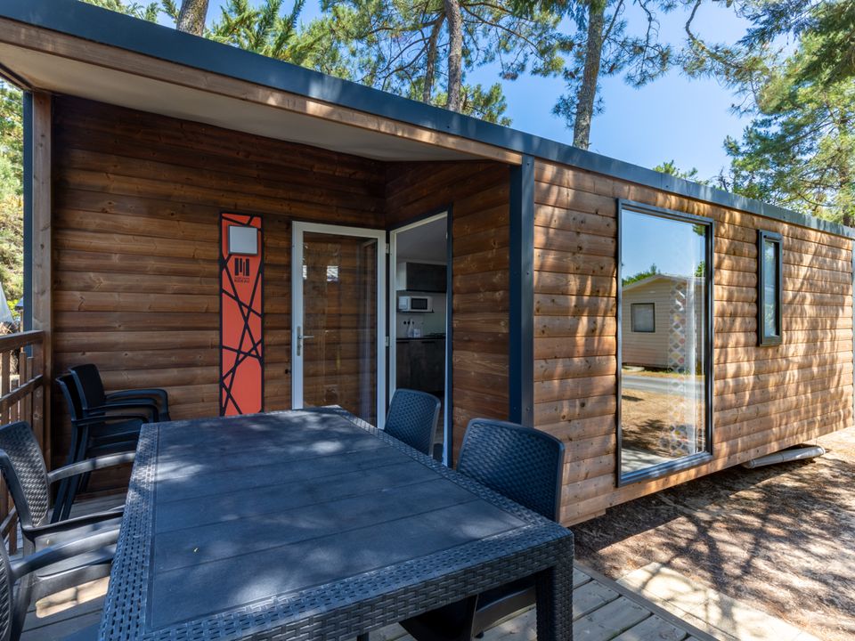 La Conge - Mobil home - Mobilhome 4 personnes - MALAGA BOIS 27m² - 2 chambres - 4 pers, terrasse bois semi couverte