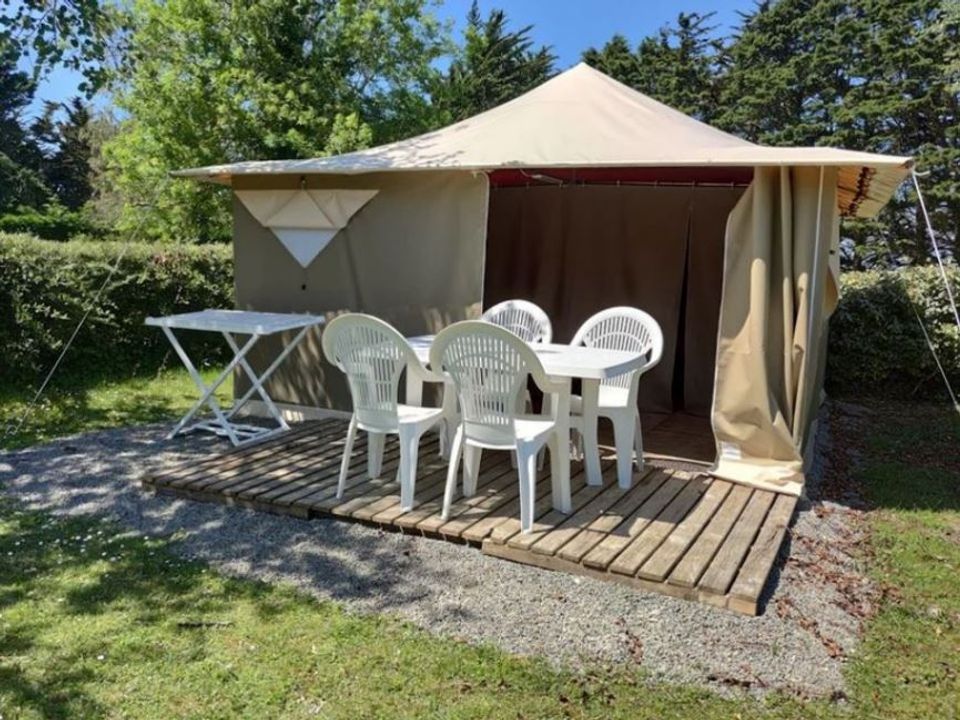 La Baie de Kernic - Bungalow - Bungalow toilé 5 personnes - 16 m² sans sanitaires