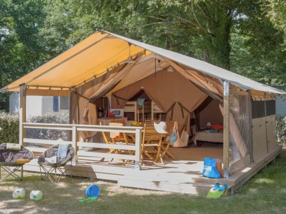 Country Park - Touquin - Tente meublée - Tente 4 personnes - VICTORIA - 2 chambres - sans sanitaires