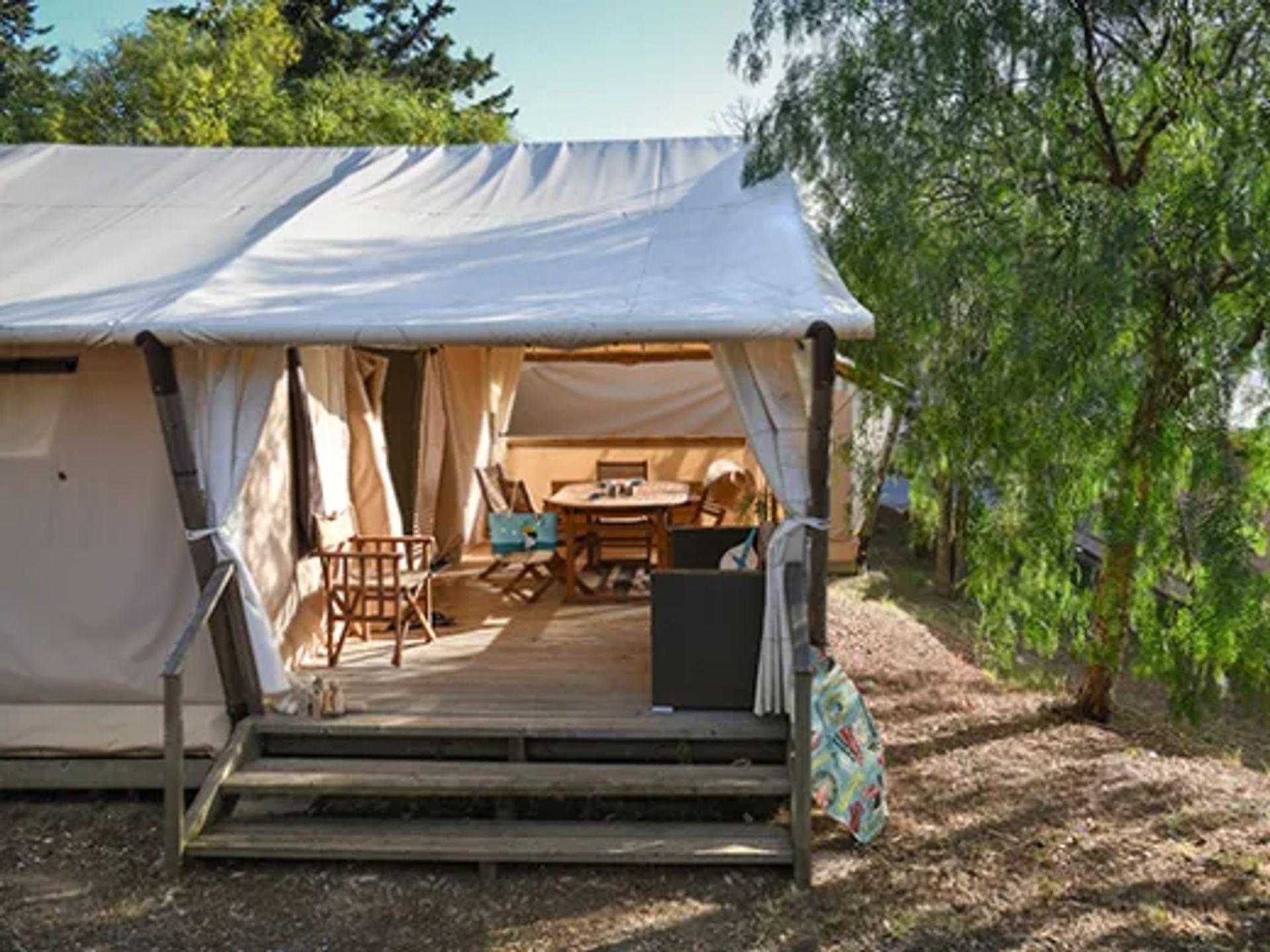 Les Mimosas - Tente meublée - LODGE MAASAI