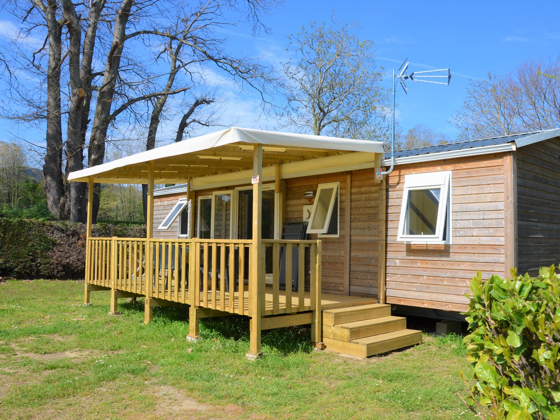 Les Mijeannes - Mobil home - NEW// Mobile-home Premium 40m² (3ch-6pers) + 2 SDB + TV + LV + Plancha