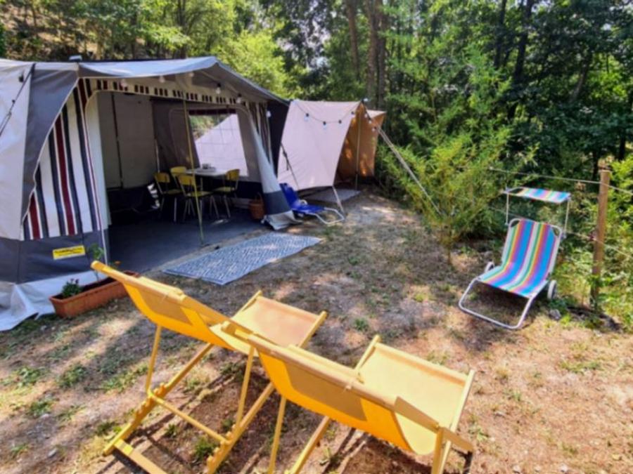 Le Canigou - Mobil home - Caravane 4 personnes - Caravane vintage et tente 4p