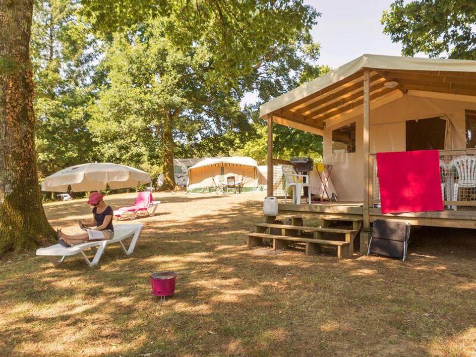 Les Gorges du Chambon - Tente meublée - Tente 4 personnes - Tente Ciela Nature - 2 chambres (sans sanitaire)