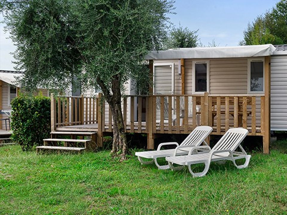 Free Time - Mobil home - Mobilhome 4 personnes - Comfort | 2 Ch. | 4 Pers. | Terrasse Couverte | Clim.