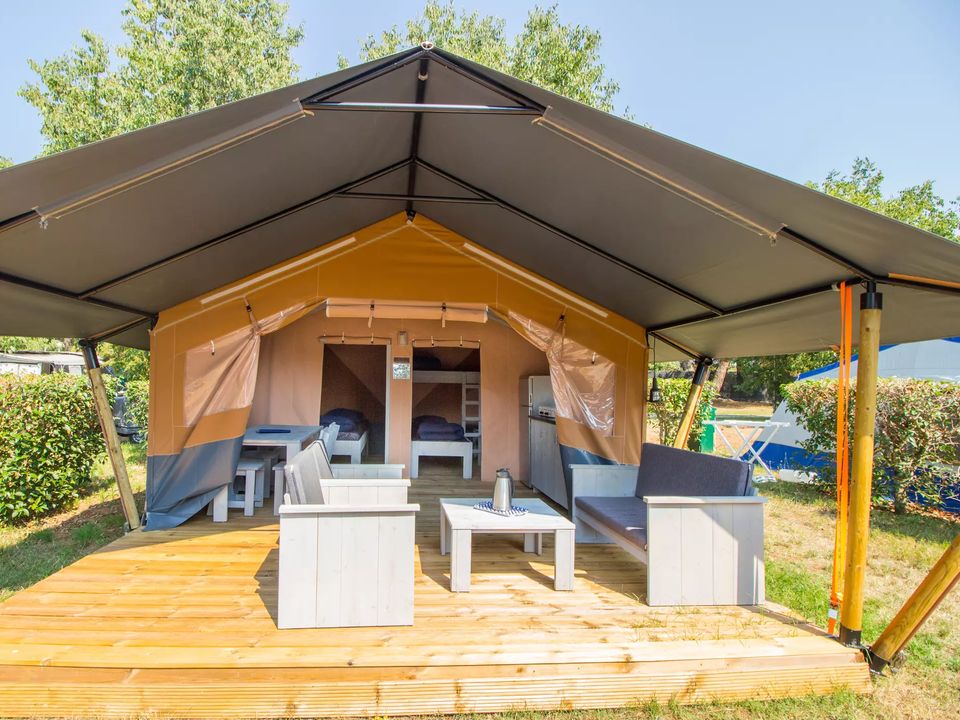 Orsera Camping Resort - Mobil home - Tente en toile et en bois 5 personnes - Safaritent Comfort