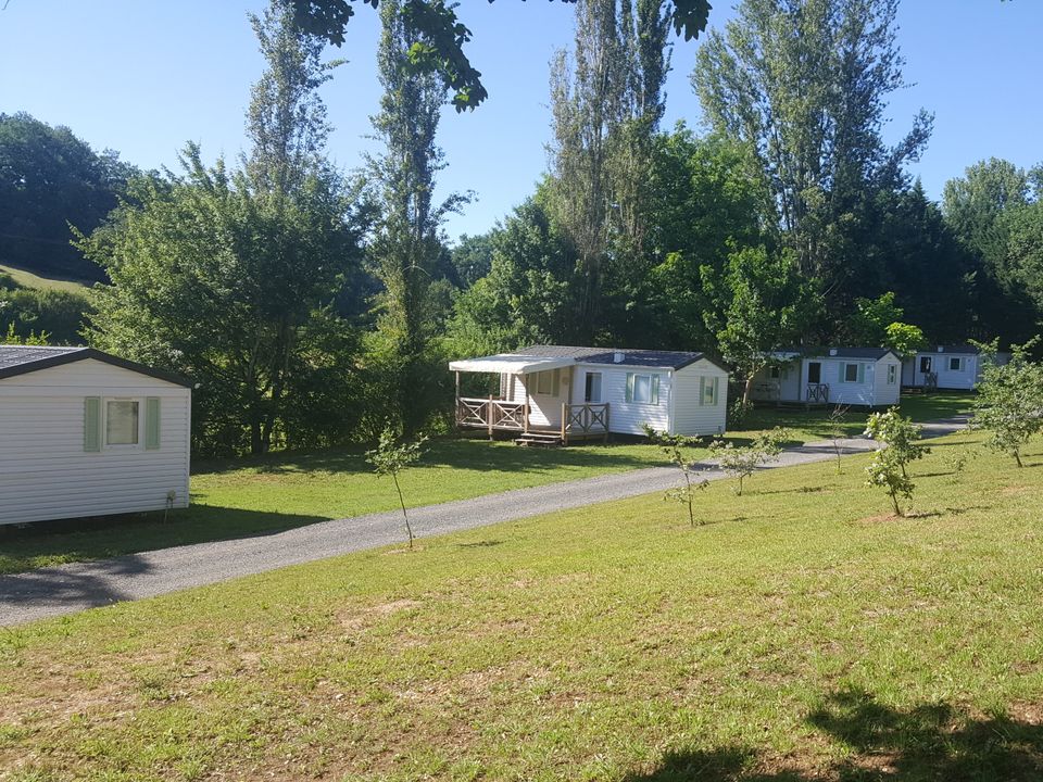Le Clos Bouyssac - Mobil home - Mobilhome 7 personnes - 2 chambres Lot famille climatisé