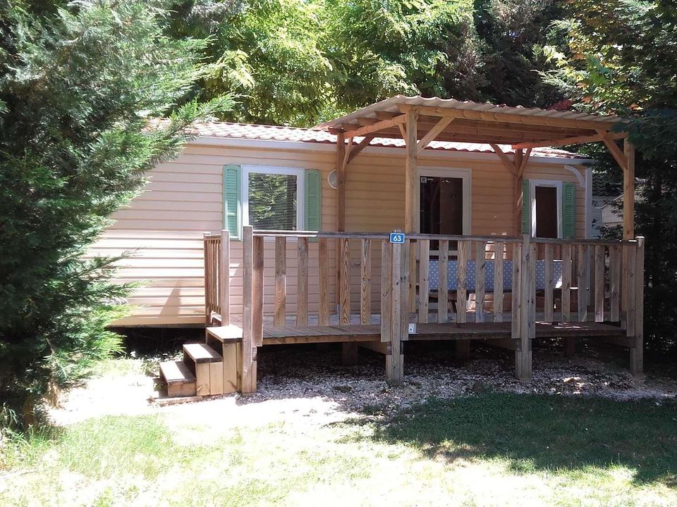 La Prade - Mobil home - Mobilhome 6 personnes - Résidence Mobile confort Noyers avec terrasse bois semi-couverte 18 m² + TV-TNT