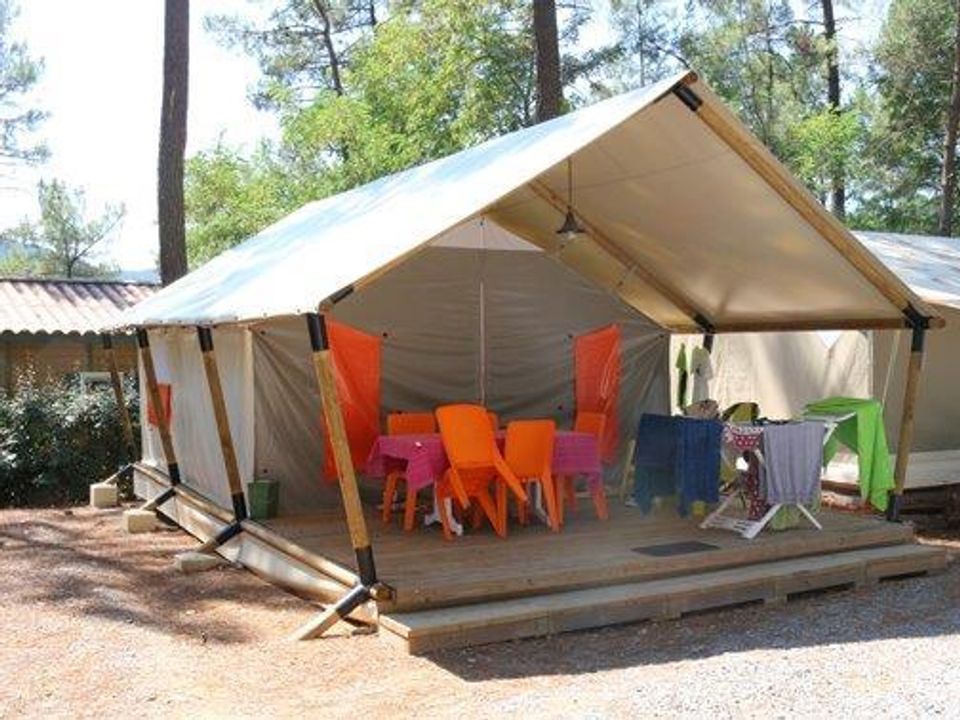 Bois Simonet - Bungalow - Bungalow toilé 5 personnes - Massaï 2 chambres - sans sanitaire