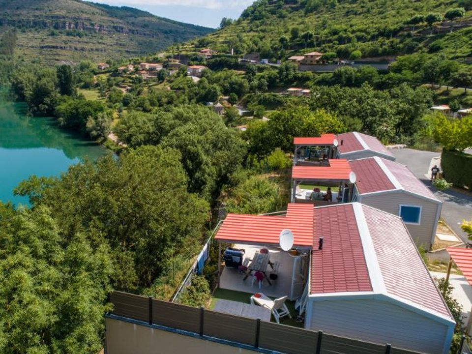 La Cascade - Mobil home - Mobilhome 5 personnes - Super Riviera Mobil-home CLIMATISE 28m² - VUE PANORAMIQUE - (V/V Juillet et Août)